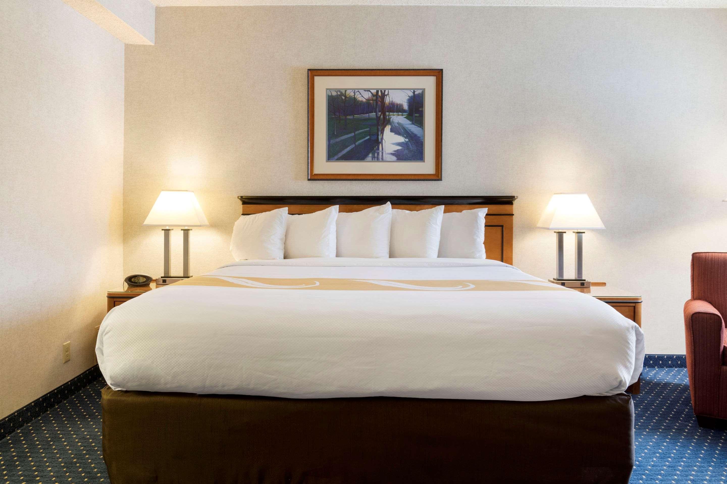 Quality Inn Auburn Hills - Detroit North Exterior photo