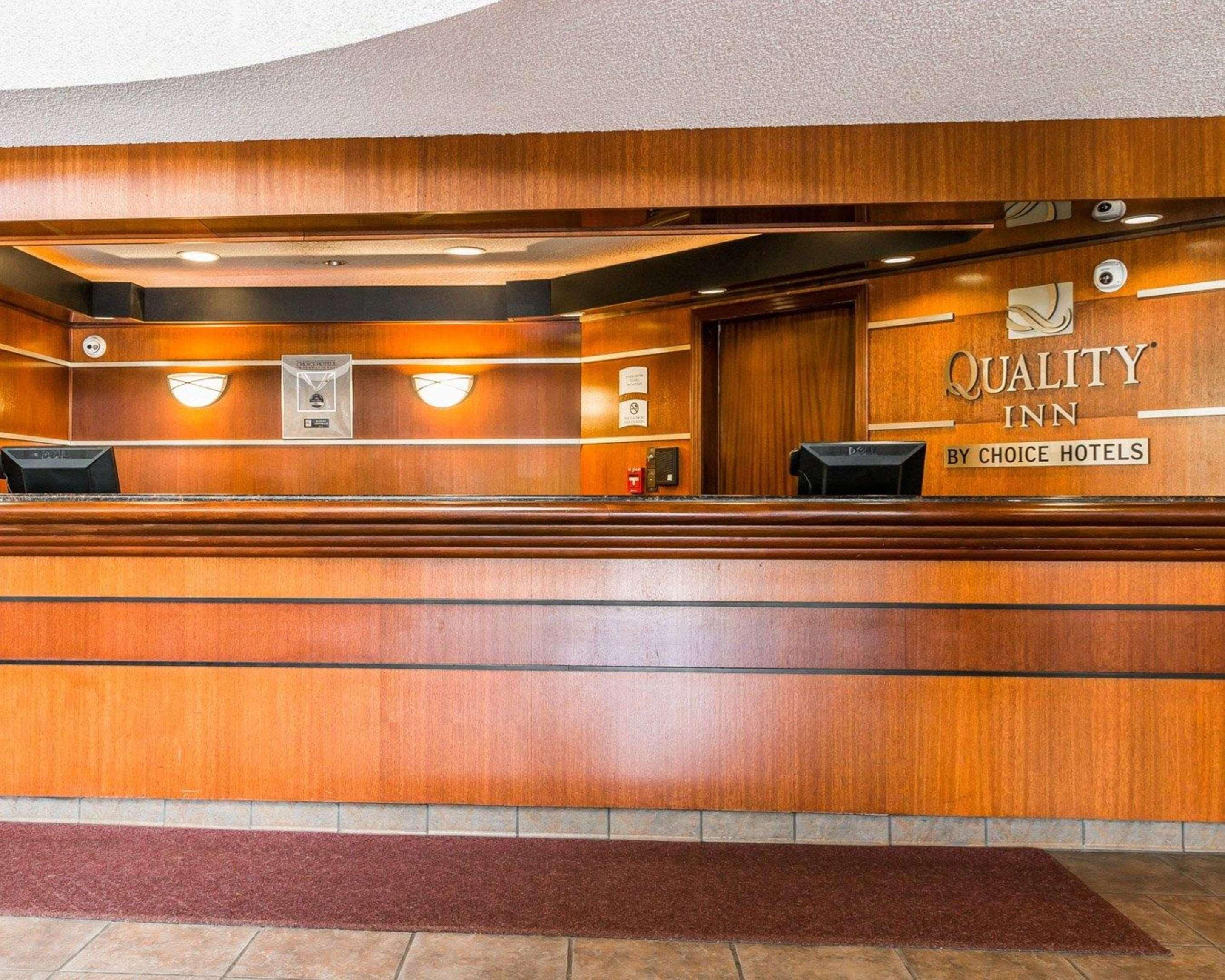 Quality Inn Auburn Hills - Detroit North Exterior photo