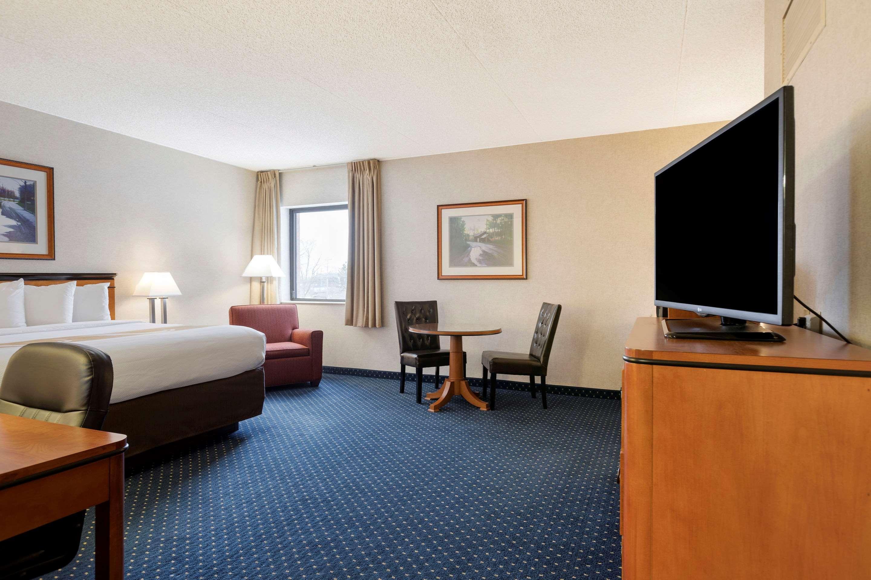 Quality Inn Auburn Hills - Detroit North Exterior photo